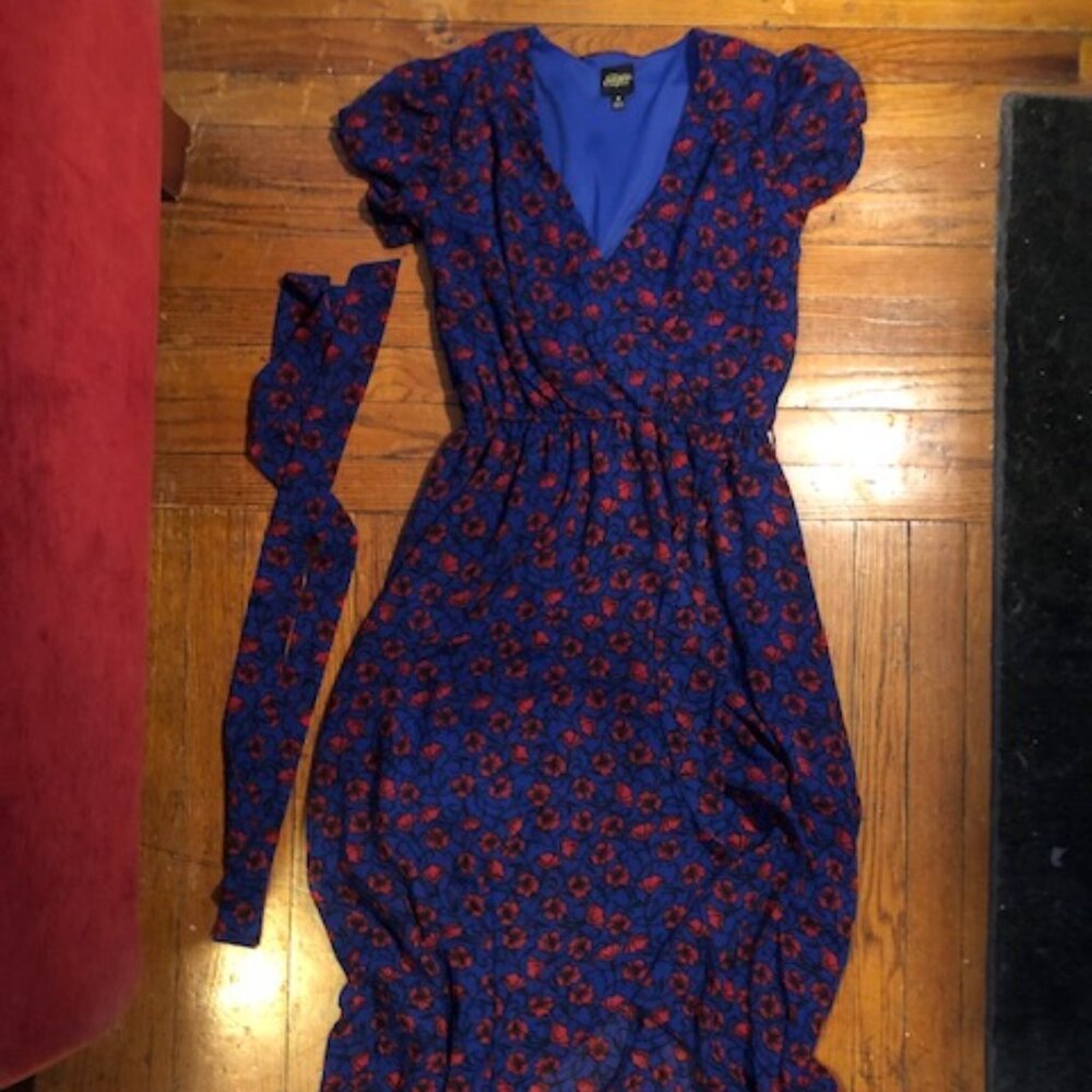 Disney Dress High Low Snow White and the Seven Dwarves Size Medium